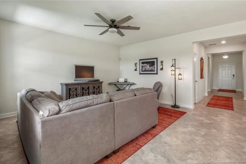 Casa en venta en Orlando, Florida, 3 dormitorios, 160.91 m2 № 1914682 - foto 12