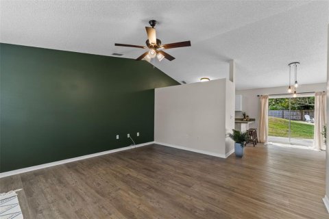 Casa en venta en DeLand, Florida, 3 dormitorios, 107.58 m2 № 1905577 - foto 5