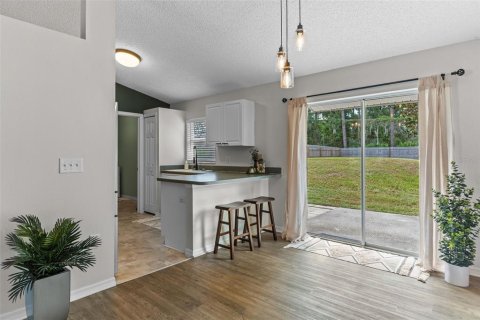 Casa en venta en DeLand, Florida, 3 dormitorios, 107.58 m2 № 1905577 - foto 9