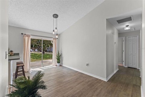 Casa en venta en DeLand, Florida, 3 dormitorios, 107.58 m2 № 1905577 - foto 8