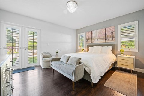 Casa en venta en Coral Gables, Florida, 4 dormitorios, 187.2 m2 № 1950989 - foto 24
