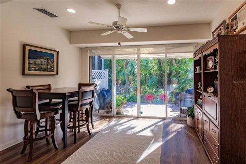 House in Venice, Florida 3 bedrooms, 168.62 sq.m. № 1569398 - photo 9