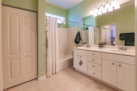 House in Venice, Florida 3 bedrooms, 168.62 sq.m. № 1569398 - photo 25