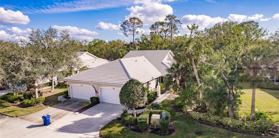 House in Venice, Florida 3 bedrooms, 168.62 sq.m. № 1569398