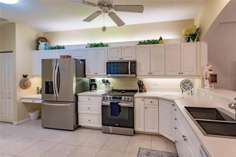 House in Venice, Florida 3 bedrooms, 168.62 sq.m. № 1569398 - photo 18