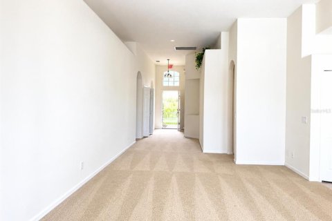 Villa ou maison à louer à Davenport, Floride: 4 chambres, 180.79 m2 № 2389003 - photo 3