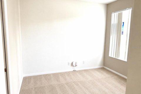 Villa ou maison à louer à Davenport, Floride: 4 chambres, 180.79 m2 № 2389003 - photo 5