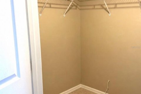 Villa ou maison à louer à Davenport, Floride: 4 chambres, 180.79 m2 № 2389003 - photo 7
