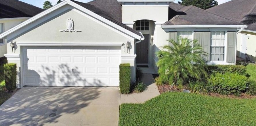 Villa ou maison à Davenport, Floride 4 chambres, 180.79 m2 № 2389003