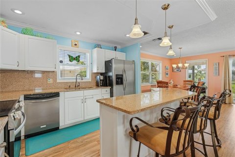 House in Fort Myers Beach, Florida 3 bedrooms, 203.64 sq.m. № 1722503 - photo 4