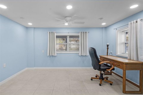 House in Fort Myers Beach, Florida 3 bedrooms, 203.64 sq.m. № 1722503 - photo 26