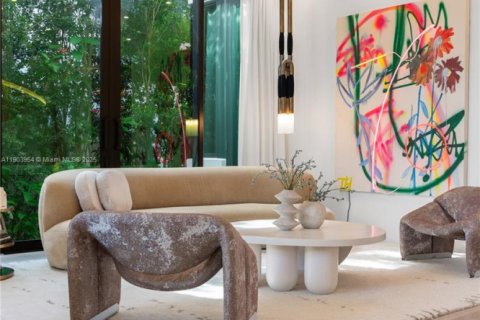 Купить виллу или дом в Майами-Бич, Флорида 8 спален, 690.08м2, № 2018356 - фото 29