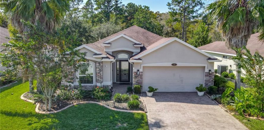Villa ou maison à Palm Coast, Floride 3 chambres, 162.02 m2 № 2144743