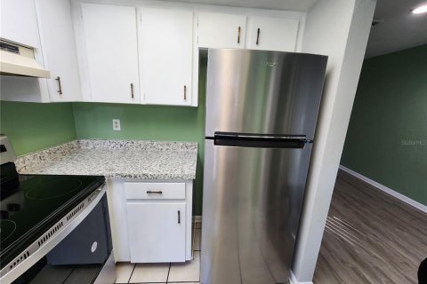 Touwnhouse à louer à Gainesville, Floride: 2 chambres, 90.58 m2 № 2405549 - photo 10