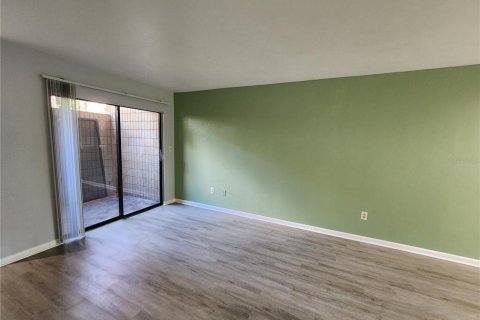 Touwnhouse à louer à Gainesville, Floride: 2 chambres, 90.58 m2 № 2405549 - photo 6