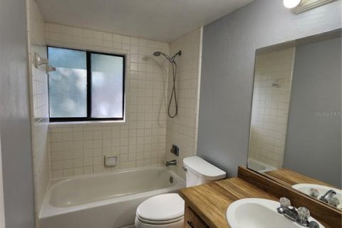 Touwnhouse à louer à Gainesville, Floride: 2 chambres, 90.58 m2 № 2405549 - photo 25