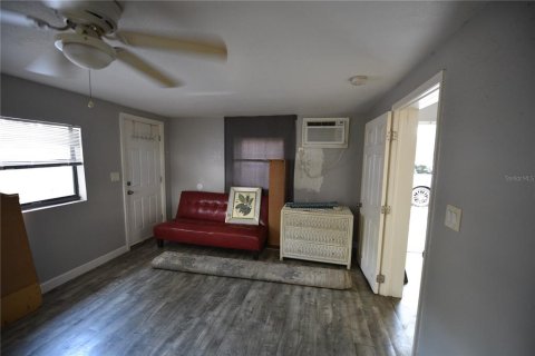 Appartement à louer à Largo, Floride: 1 chambre, 40.88 m2 № 2385832 - photo 12