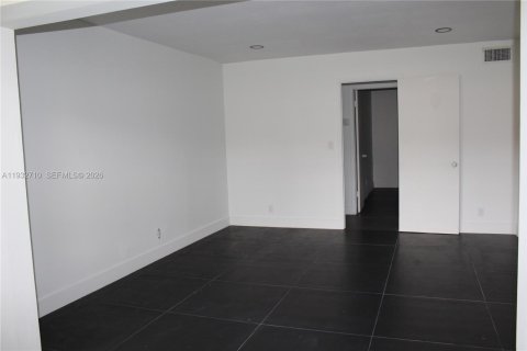 Copropriété à louer à Dania Beach, Floride: 2 chambres, 98.48 m2 № 1997912 - photo 7