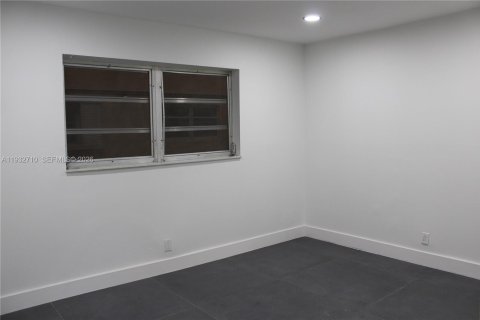 Copropriété à louer à Dania Beach, Floride: 2 chambres, 98.48 m2 № 1997912 - photo 17