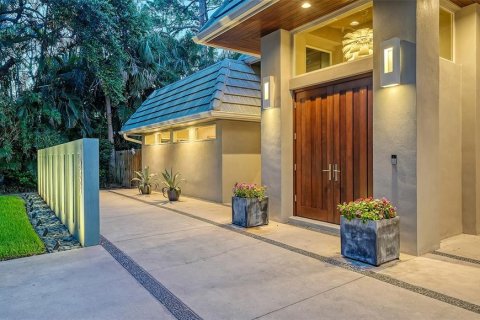 House in Sarasota, Florida 4 bedrooms, 300.07 sq.m. № 1797783 - photo 2