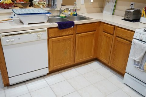 Casa en venta en Land O' Lakes, Florida, 3 dormitorios, 151.06 m2 № 1516732 - foto 10