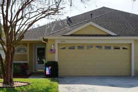 Casa en venta en Land O' Lakes, Florida, 3 dormitorios, 151.06 m2 № 1516732 - foto 2