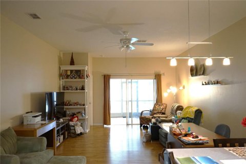 Casa en venta en Land O' Lakes, Florida, 3 dormitorios, 151.06 m2 № 1516732 - foto 4