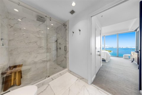 Copropriété à louer à Miami, Floride: 1 chambre, 71.81 m2 № 1975020 - photo 17
