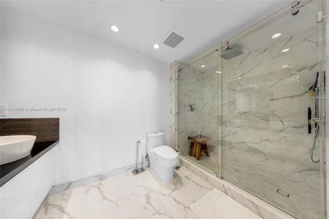 Copropriété à louer à Miami, Floride: 1 chambre, 71.81 m2 № 1975020 - photo 19