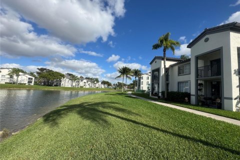 Condo à Doral, Floride, 2 chambres  № 1993201