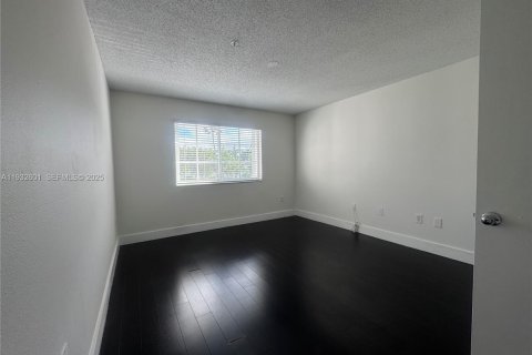 Copropriété à louer à Doral, Floride: 2 chambres, 89.19 m2 № 1993201 - photo 14