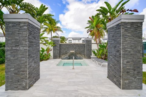 Copropriété à louer à Doral, Floride: 2 chambres, 89.19 m2 № 1993201 - photo 19