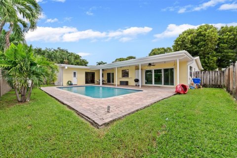 Villa ou maison à vendre à Pembroke Pines, Floride: 4 chambres, 234.58 m2 № 1930028 - photo 26