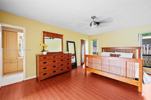 Villa ou maison à vendre à Pembroke Pines, Floride: 4 chambres, 234.58 m2 № 1930028 - photo 10