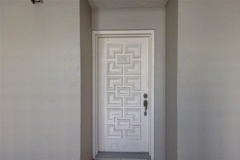 Condo in Clearwater, Florida, 2 bedrooms  № 2419935 - photo 22