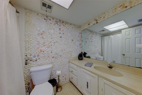 Condo in Clearwater, Florida, 2 bedrooms  № 2419935 - photo 14