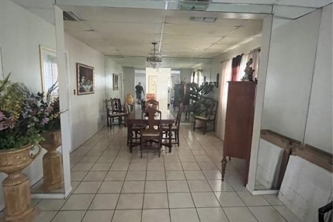 House in Tampa, Florida 3 bedrooms, 170.01 sq.m. № 2151442 - photo 20