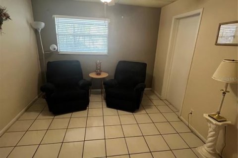 House in Tampa, Florida 3 bedrooms, 170.01 sq.m. № 2151442 - photo 26