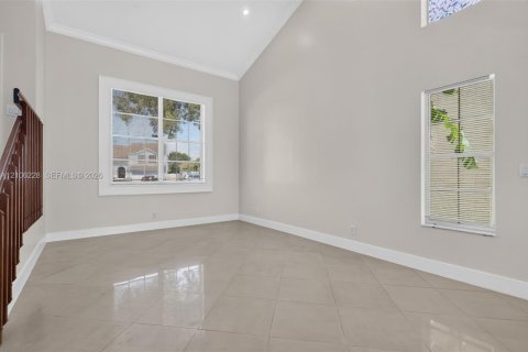 Villa ou maison à vendre à Davie, Floride: 4 chambres, 176.05 m2 № 2414616 - photo 8
