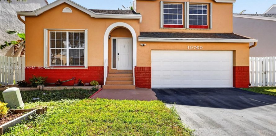 Villa ou maison à Davie, Floride 4 chambres, 176.05 m2 № 2414616