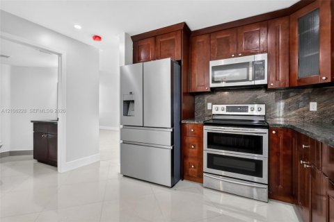 Villa ou maison à vendre à Davie, Floride: 4 chambres, 176.05 m2 № 2414616 - photo 13