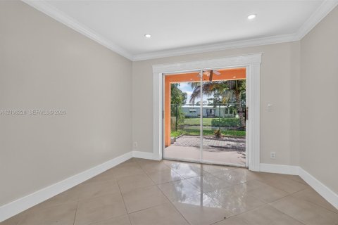 Villa ou maison à vendre à Davie, Floride: 4 chambres, 176.05 m2 № 2414616 - photo 9