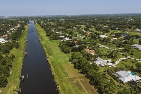 House in Palm City, Florida 5 bedrooms, 324.88 sq.m. № 2249970 - photo 18