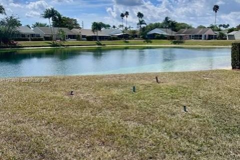 Купить виллу или дом в Хомстед, Флорида 3 спальни, 156.08м2, № 2033638 - фото 24