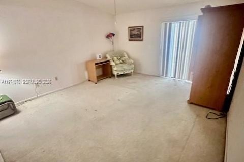 Купить виллу или дом в Хомстед, Флорида 3 спальни, 156.08м2, № 2033638 - фото 4