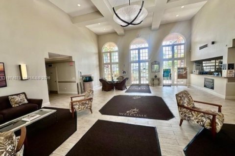 Купить виллу или дом в Хомстед, Флорида 3 спальни, 156.08м2, № 2033638 - фото 15