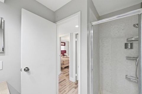 Condo in Delray Beach, Florida, 2 bedrooms № 2246265 - photo 21