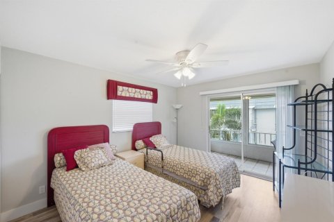Condo in Delray Beach, Florida, 2 bedrooms № 2246265 - photo 14