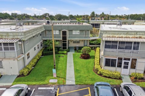 Condo in Delray Beach, Florida, 2 bedrooms № 2246265 - photo 28