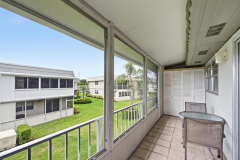 Condo in Delray Beach, Florida, 2 bedrooms № 2246265 - photo 25